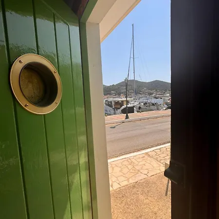 Sea Side * Vathy (Ithaca)